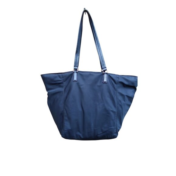 Tory Burch Black Vinyl Tote Disc Shipping - Picture 2 of 12